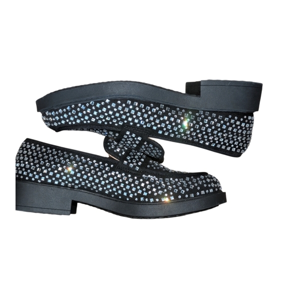 Stylish Black Loafers with Sparkle Accents - Picture 2 of 8